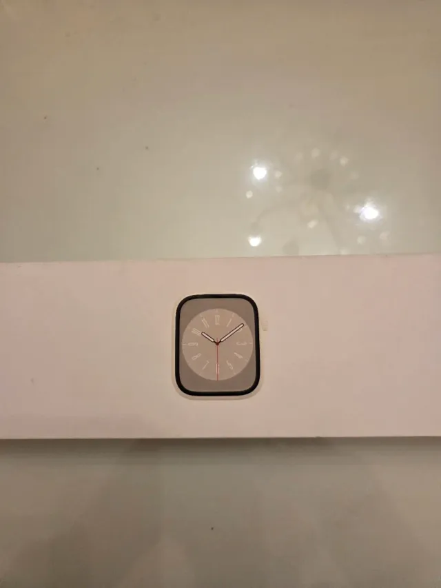 Apple Watch Series 8 GPS,45mm,aluminio blanco.