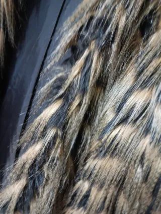 Chaquetón pelo sintético Stradivarius