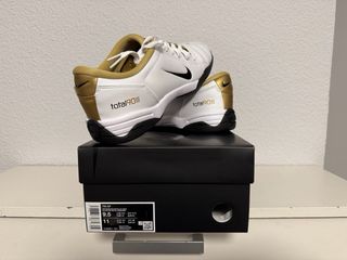 Nike Total 90 Botas Fútbol Doradas