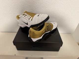 Nike Total 90 Botas Fútbol Doradas