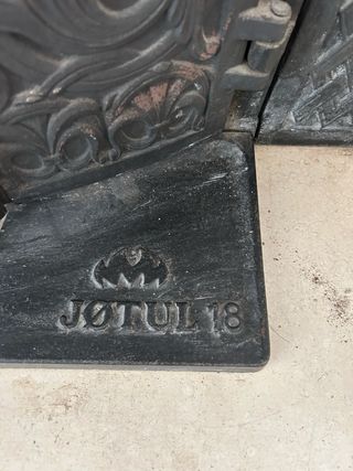 Chimenea de leña Jotul 18 75cm Hierro Fundido