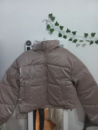 Chaqueta acolchada beige talla M