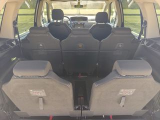 Citroen Grand C4 Picasso 2009