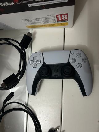 Console Sony PS5 + Gioco Call of Duty MWIII