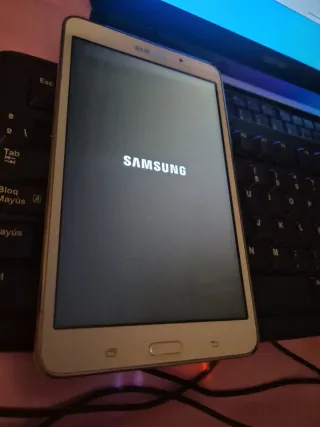 Samsung Galaxy Tab 4 SM-T230N 8GB Blanca sinSd