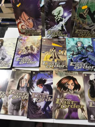 Lote 14 mangas alita angel . gunm last order