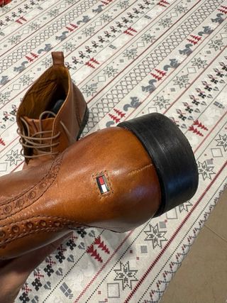 Botines piel TommyHilfiger talla 44