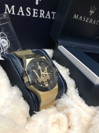 Reloj Maserati Dorado y Negro