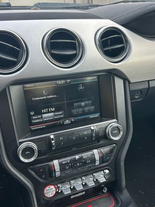 Ford Mustang negro 2015