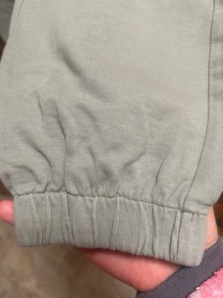 Lote pantalones chándal verde y beige Talla S/M