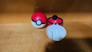 Poké Ball Porta Cartuchos Nintendo 3DS
