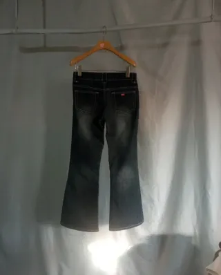 Pantalones campana vaqueros