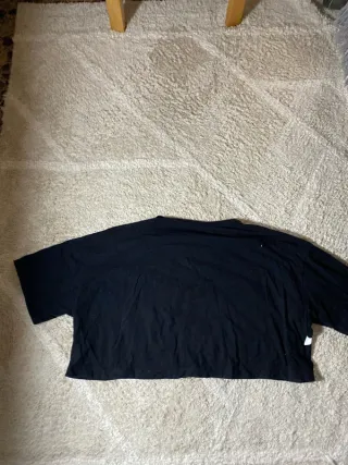 Camiseta Champion Crop Top Negra Blanca S