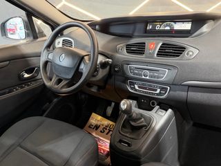 Renault Scenic 2012 ¡con 180.000km!