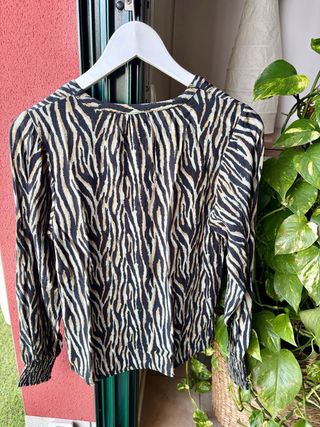 Blusa animal print G.Garcia - Sin estrenar -