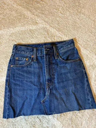 Falda vaquera Levi's retro