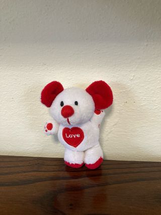 Orsetto peluche bianco e rosso con cuore