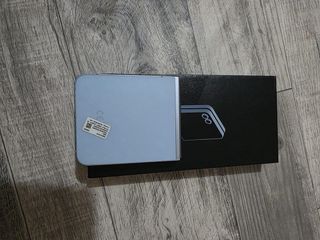 Samsung Galaxy Z Flip6 azul