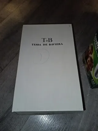 Zapatos de salón Tessa de Baviera Talla 35 Negros.