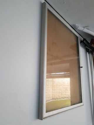 Vitrina garaje cristal y metal