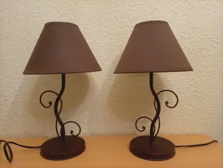 Coppia di lampade da comodino