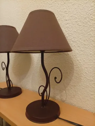 Coppia di lampade da comodino