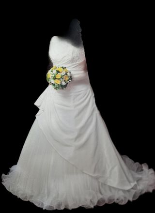 Abito da sposa bianco con bolero