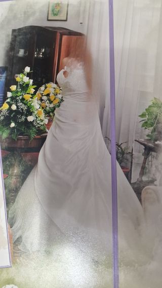 Abito da sposa bianco con bolero