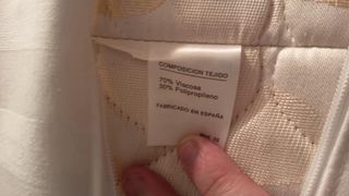 Cama de madera con somier