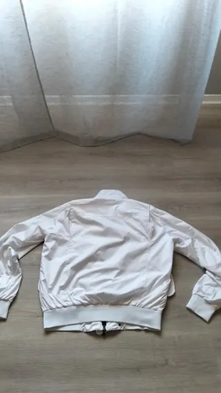 Blauer bomber bianco