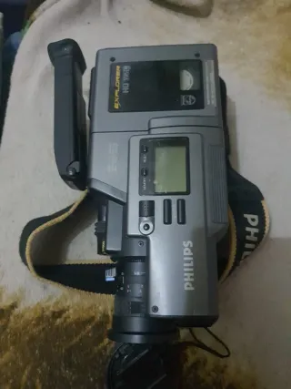 Videocámara Philips Explorer HD VHS falta batería