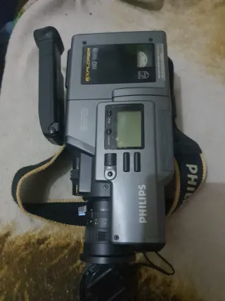 Videocámara Philips Explorer HD VHS falta batería