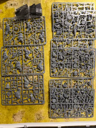 Warhammer Chaos Marauders Old World Set