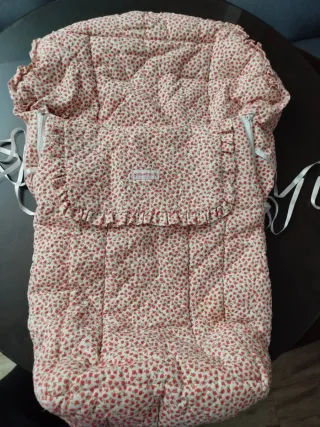 Saco para silla de bebé de piqué