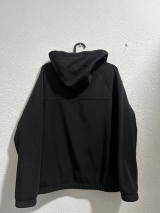 Chaqueta impermeable Zara 13-14 años