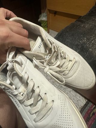 Skechers blancas talla 42