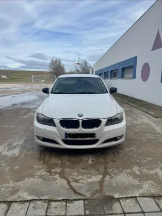 BMW Serie 3 e90 restyling 2010