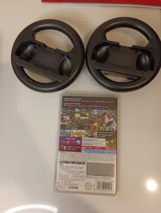 Mario Kart 8 Deluxe Nintendo Switch + Volanti