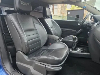 Renault Megane F1 Team Sport