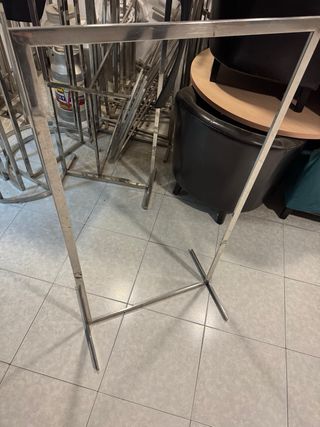 Perchero Metálico.Mas de 15 percheros a 20€/unidad