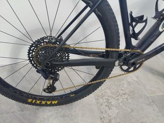 Orbea Alma M15 Carbono TALLA L, 1100€