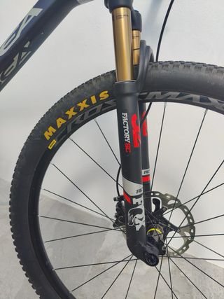 Orbea Alma M15 Carbono TALLA L, 1100€