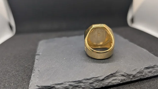 Anillo Versace Medusa Dorado y Negro