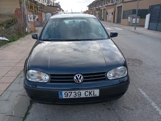 Volkswagen Golf 2003