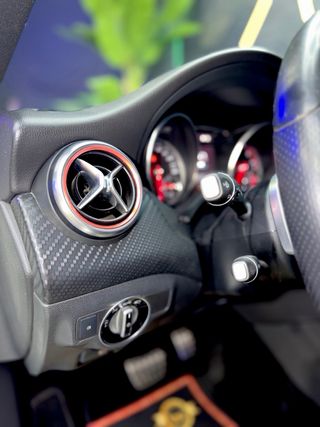 Mercedes-Benz Clase A200D ( AMG )