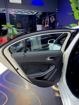 Mercedes-Benz Clase A200D ( AMG )