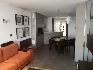 Mesa comedor y 4 sillas Treku