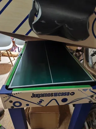 Futbolín de mesa, billar y ping pong.
