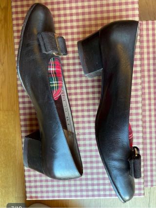 Zapatos Salvatore Ferragamo Marrones