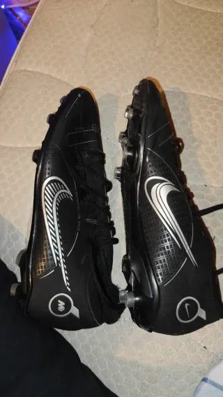 Botas de Fútbol Nike Mercurial Negras